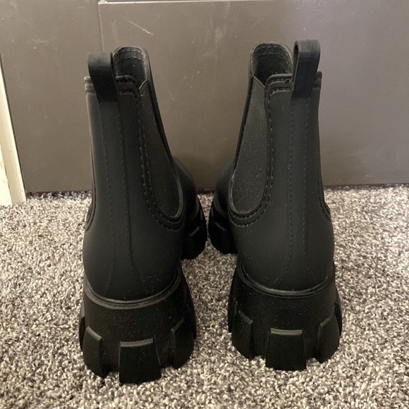 Jeffrey Campbell Platform Chelsea Boots - Picture 3 of 4